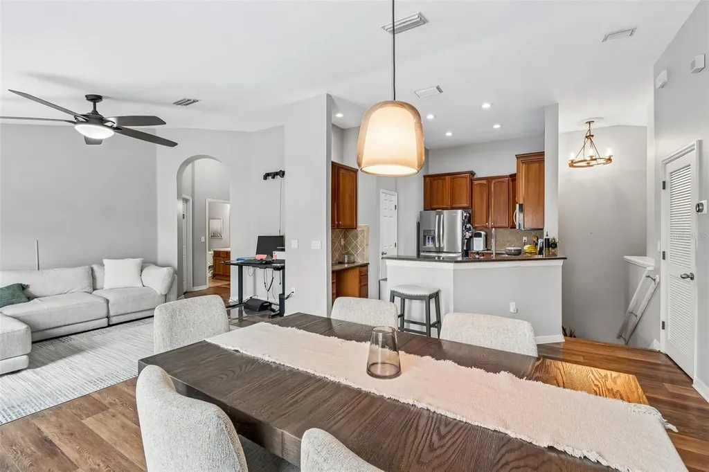 6734 Breezy Palm Drive Riverview FL 33578