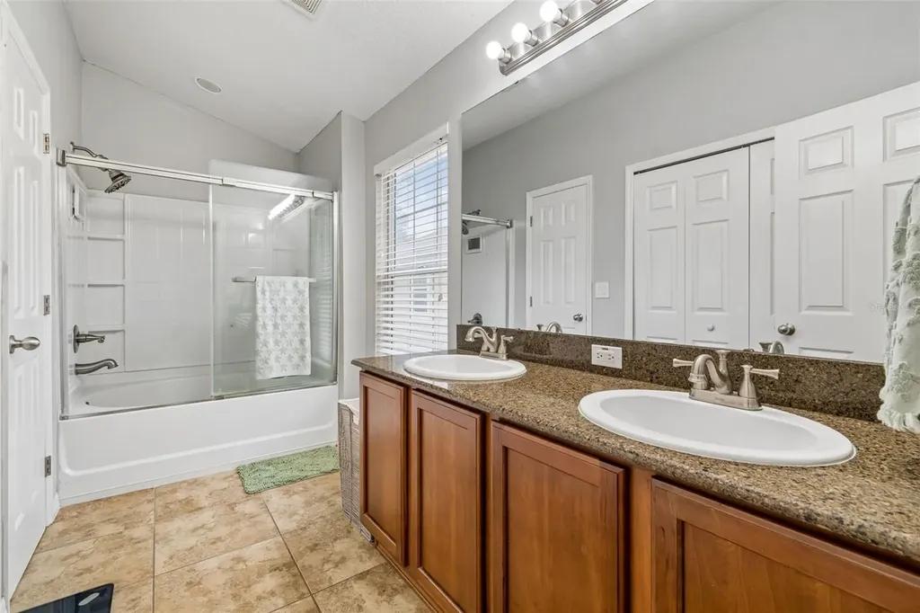 6734 Breezy Palm Drive Riverview FL 33578