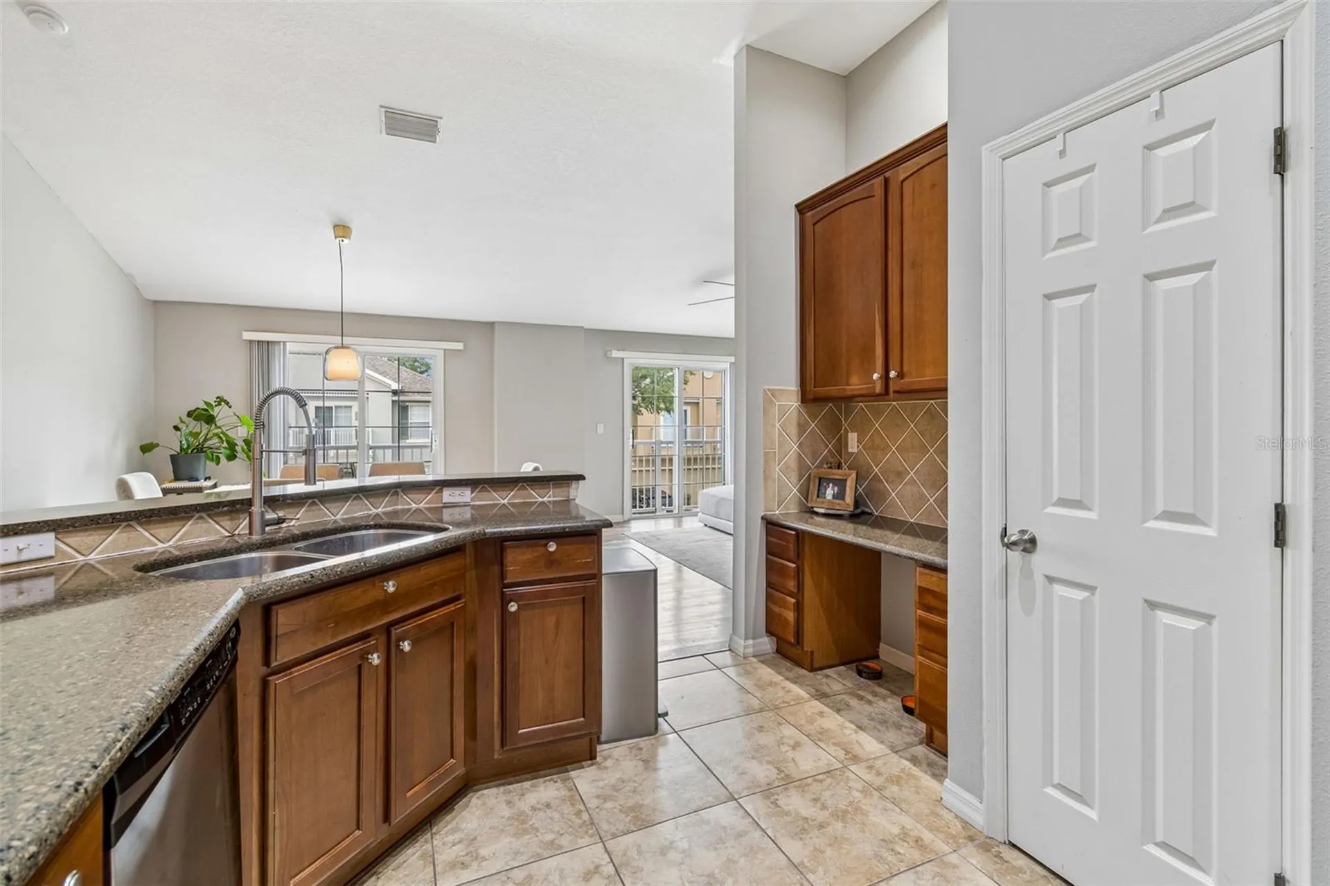 6734 Breezy Palm Drive Riverview FL 33578