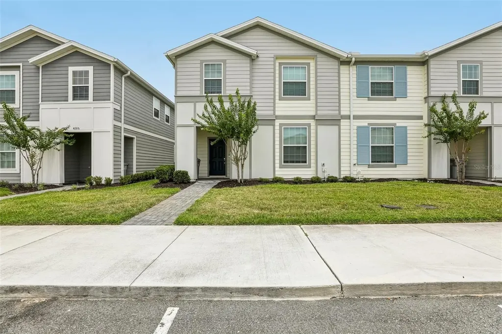 4290 Lana Avenue Davenport FL 33897