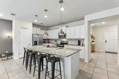 4290 Lana Avenue Davenport FL 33897