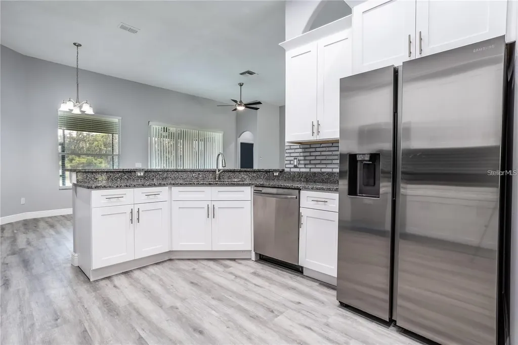4946 Lazy Oaks Way St Cloud FL 34771