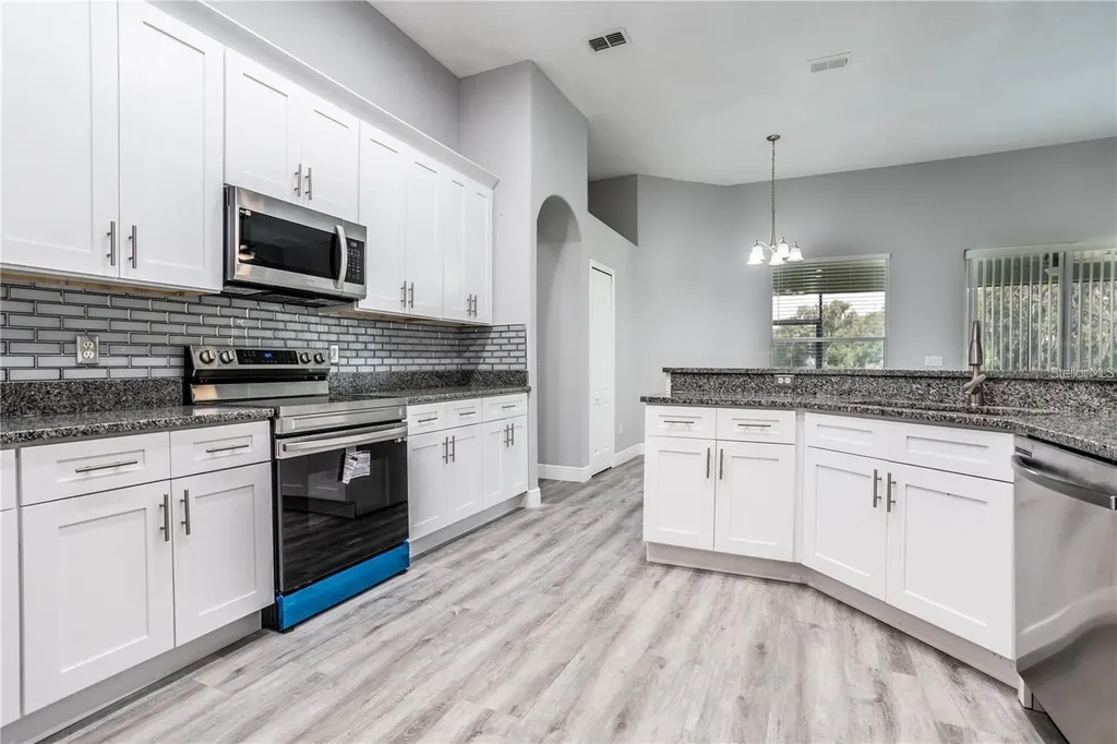 4946 Lazy Oaks Way St Cloud FL 34771