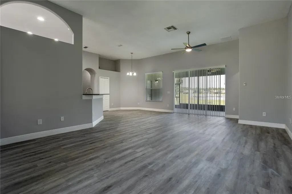 4946 Lazy Oaks Way St Cloud FL 34771