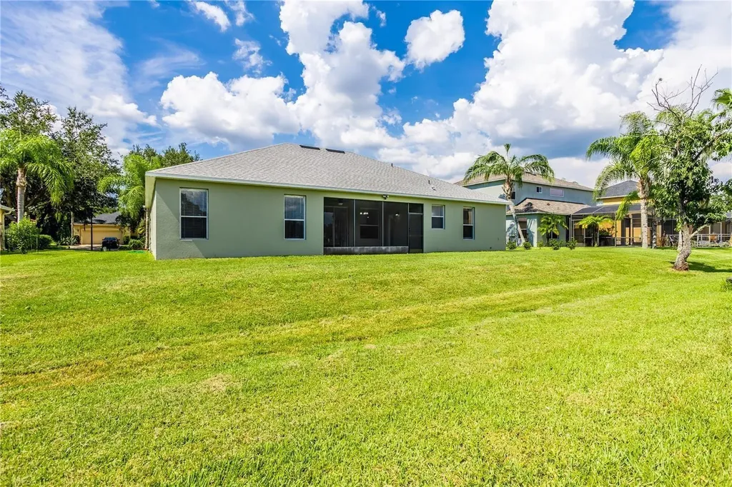 4946 Lazy Oaks Way St Cloud FL 34771