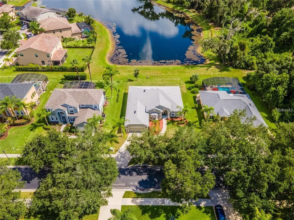 4946 Lazy Oaks Way St Cloud FL 34771