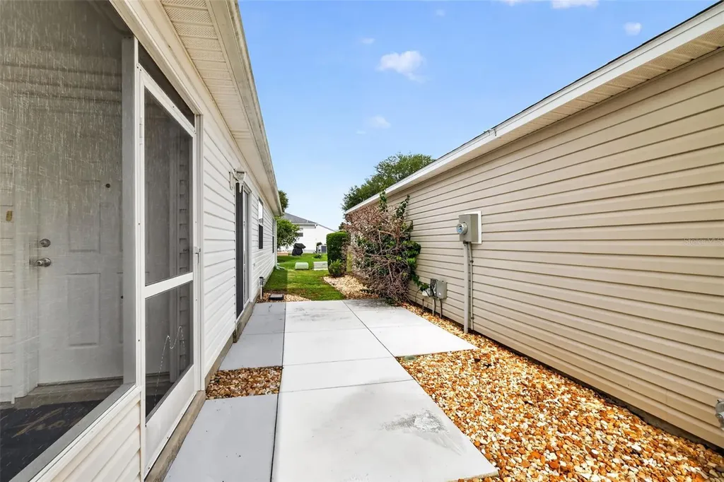 17436 SE 81st Newberry Court The Villages FL 32162