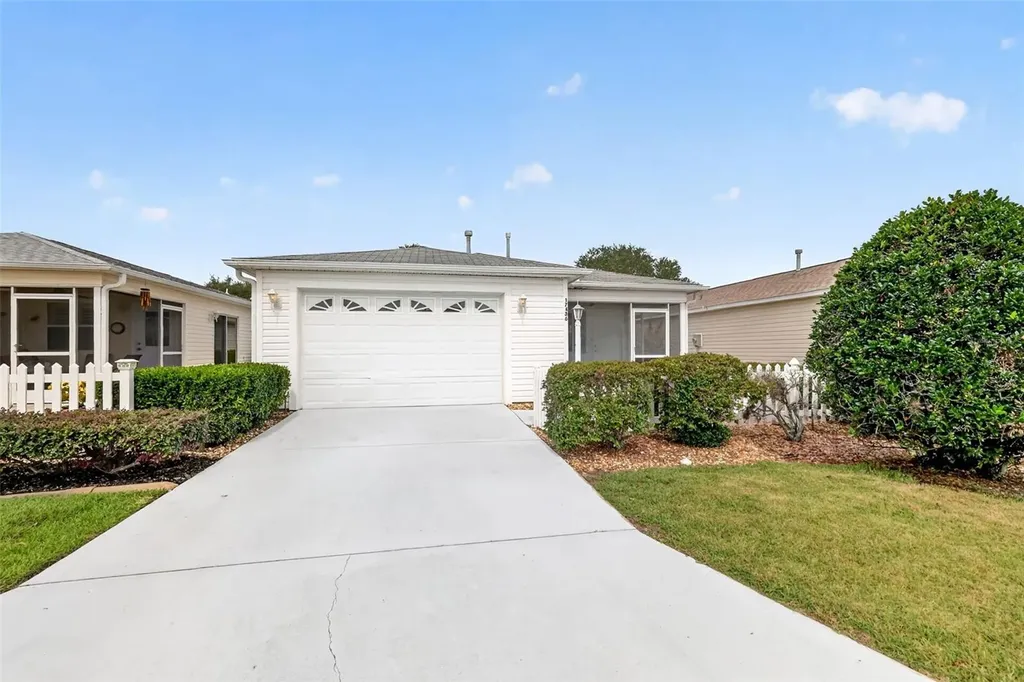 17436 SE 81st Newberry Court The Villages FL 32162