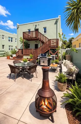 2014 Jackson Street N St Petersburg FL 33704