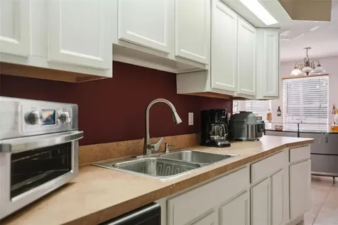 8391 Weeping Wiilow Brooksville FL 34613