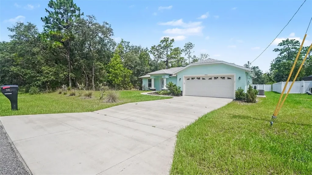 941 W Bancroft Drive Citrus Springs FL 34434