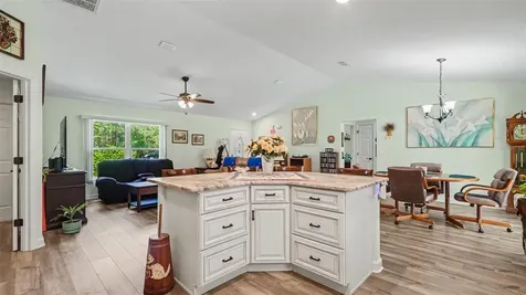 941 W Bancroft Drive Citrus Springs FL 34434