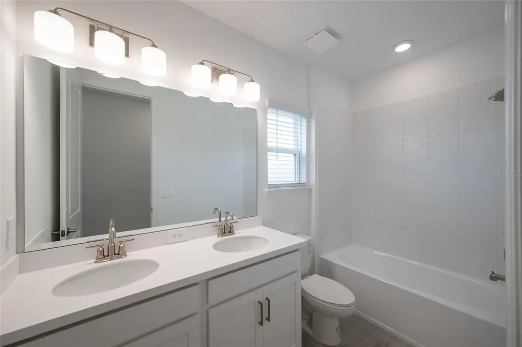 1029 Ladyfish Trail St Cloud FL 34771