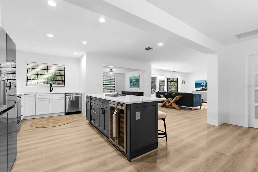 2480 Alameda Avenue Sarasota FL 34234