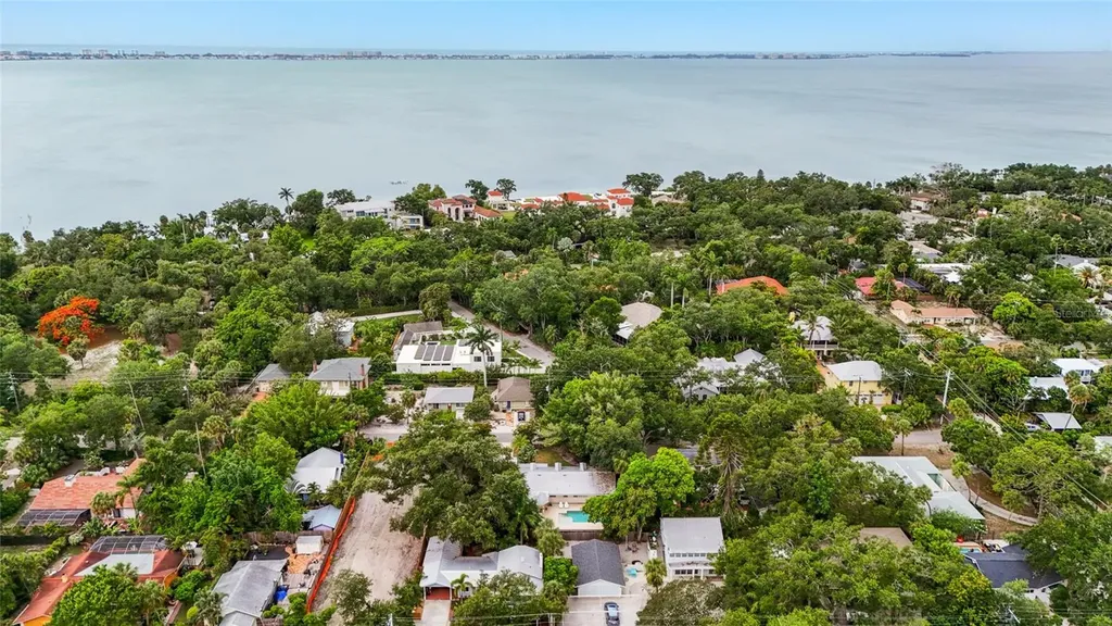 2480 Alameda Avenue Sarasota FL 34234