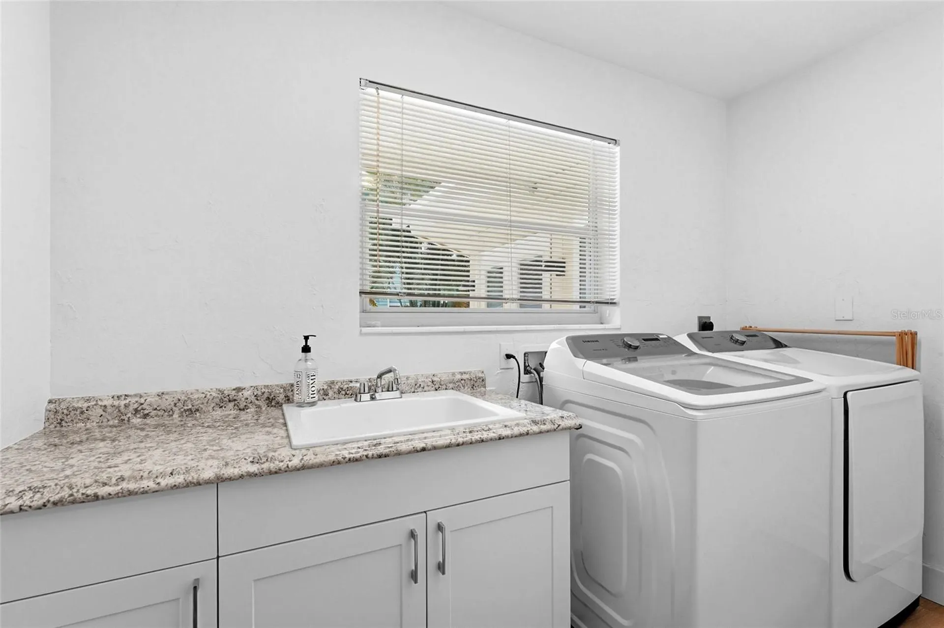 2480 Alameda Avenue Sarasota FL 34234