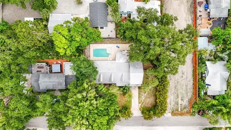 2480 Alameda Avenue Sarasota FL 34234