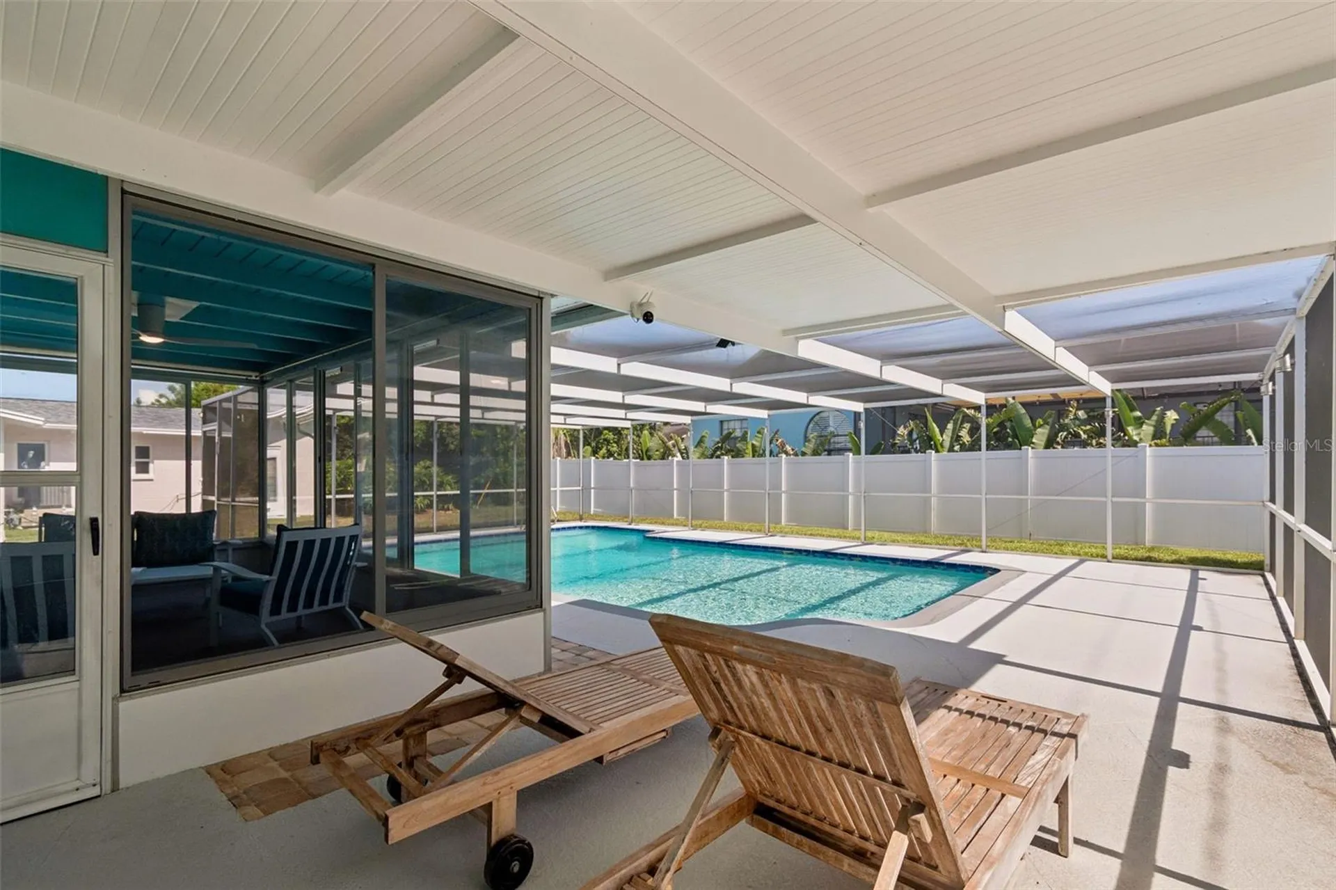 4388 50th Place S St Petersburg FL 33711