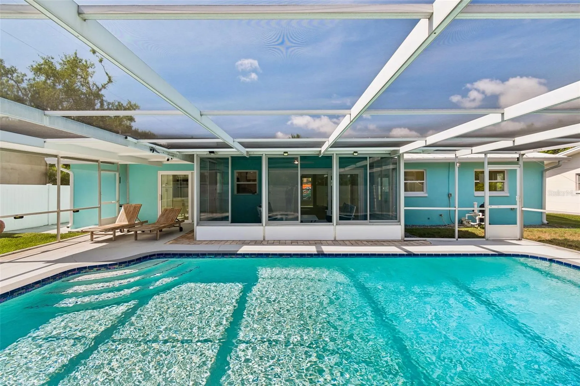 4388 50th Place S St Petersburg FL 33711
