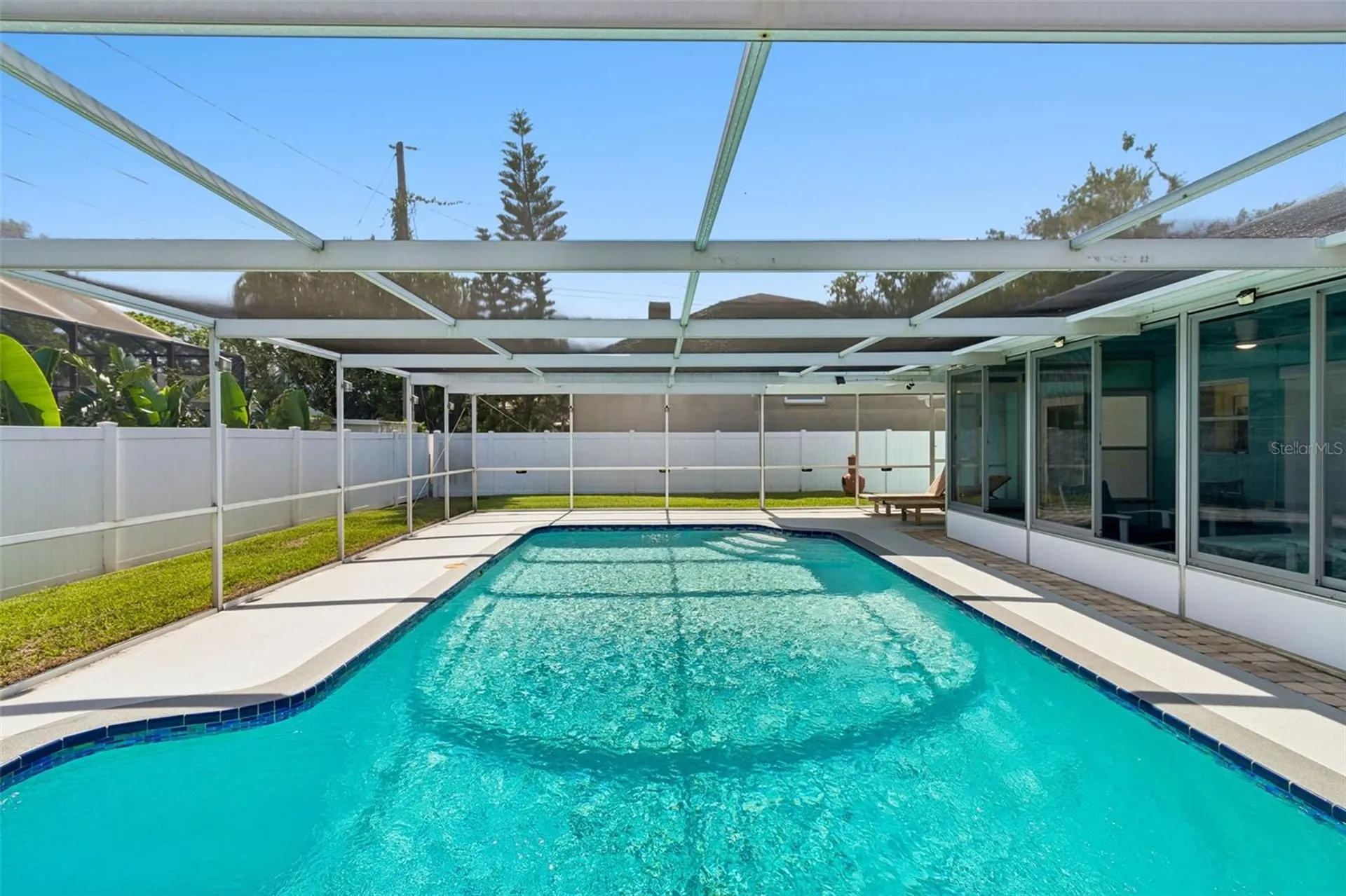 4388 50th Place S St Petersburg FL 33711
