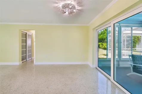 4388 50th Place S St Petersburg FL 33711