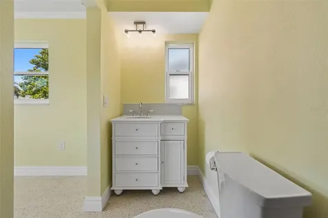 4388 50th Place S St Petersburg FL 33711
