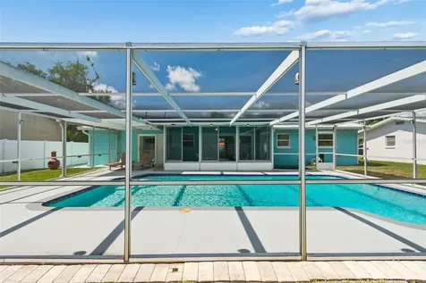 4388 50th Place S St Petersburg FL 33711