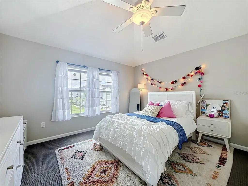 1060 Rock Harbor Avenue Orlando FL 32828