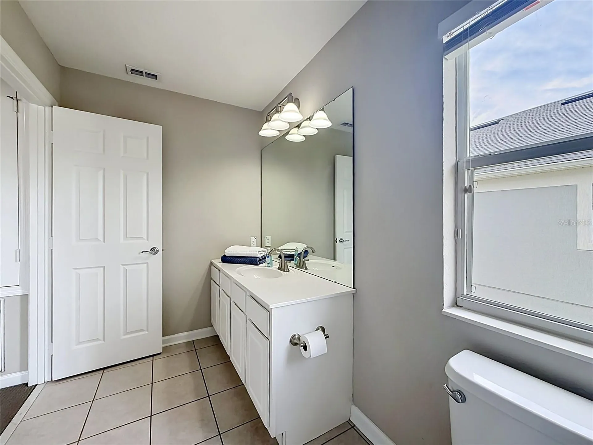 1060 Rock Harbor Avenue Orlando FL 32828
