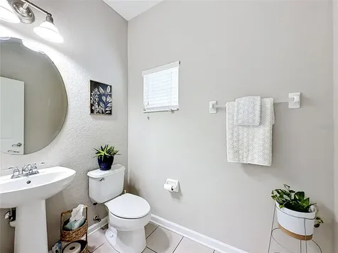 1060 Rock Harbor Avenue Orlando FL 32828