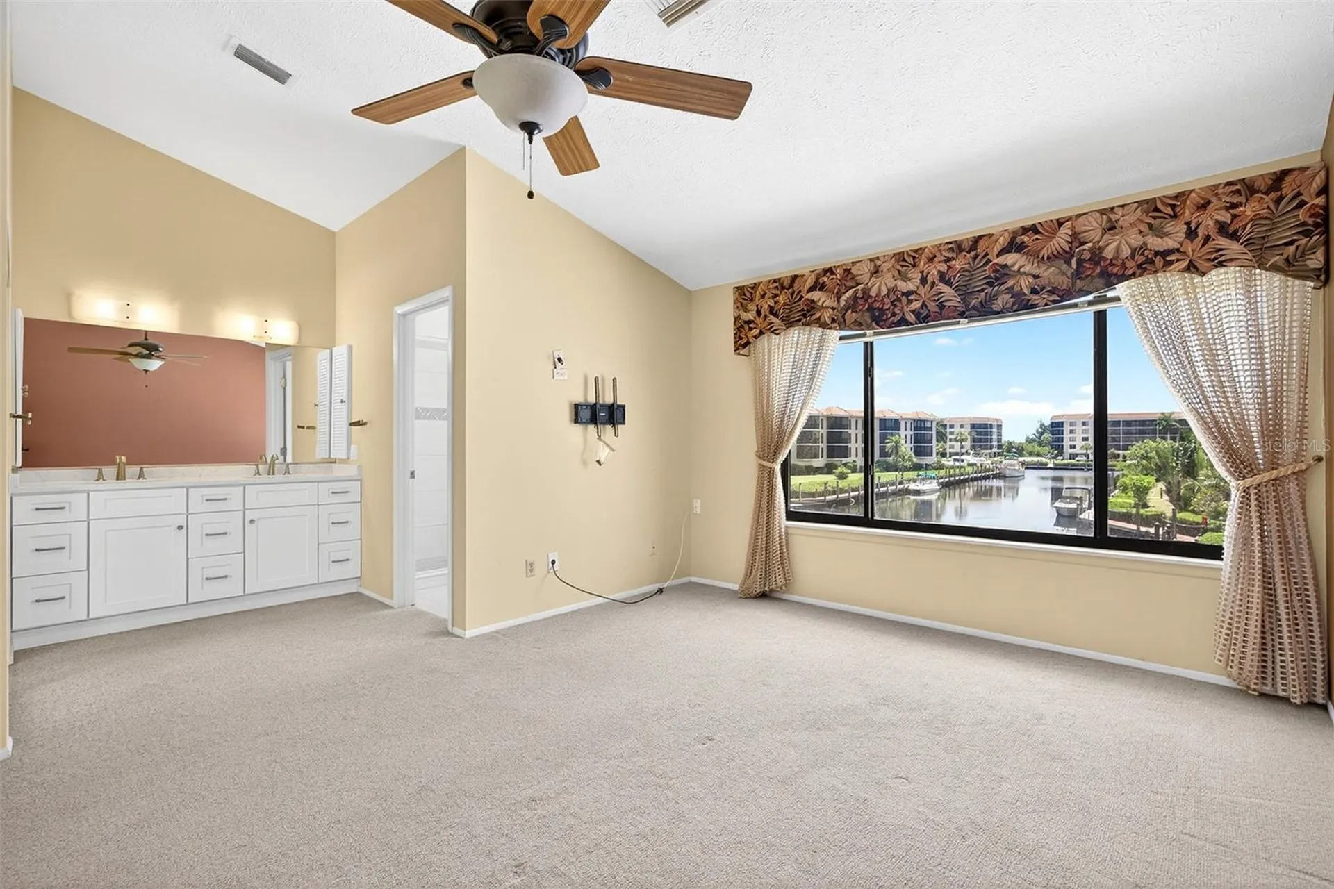 25188 Marion Avenue Punta Gorda FL 33950