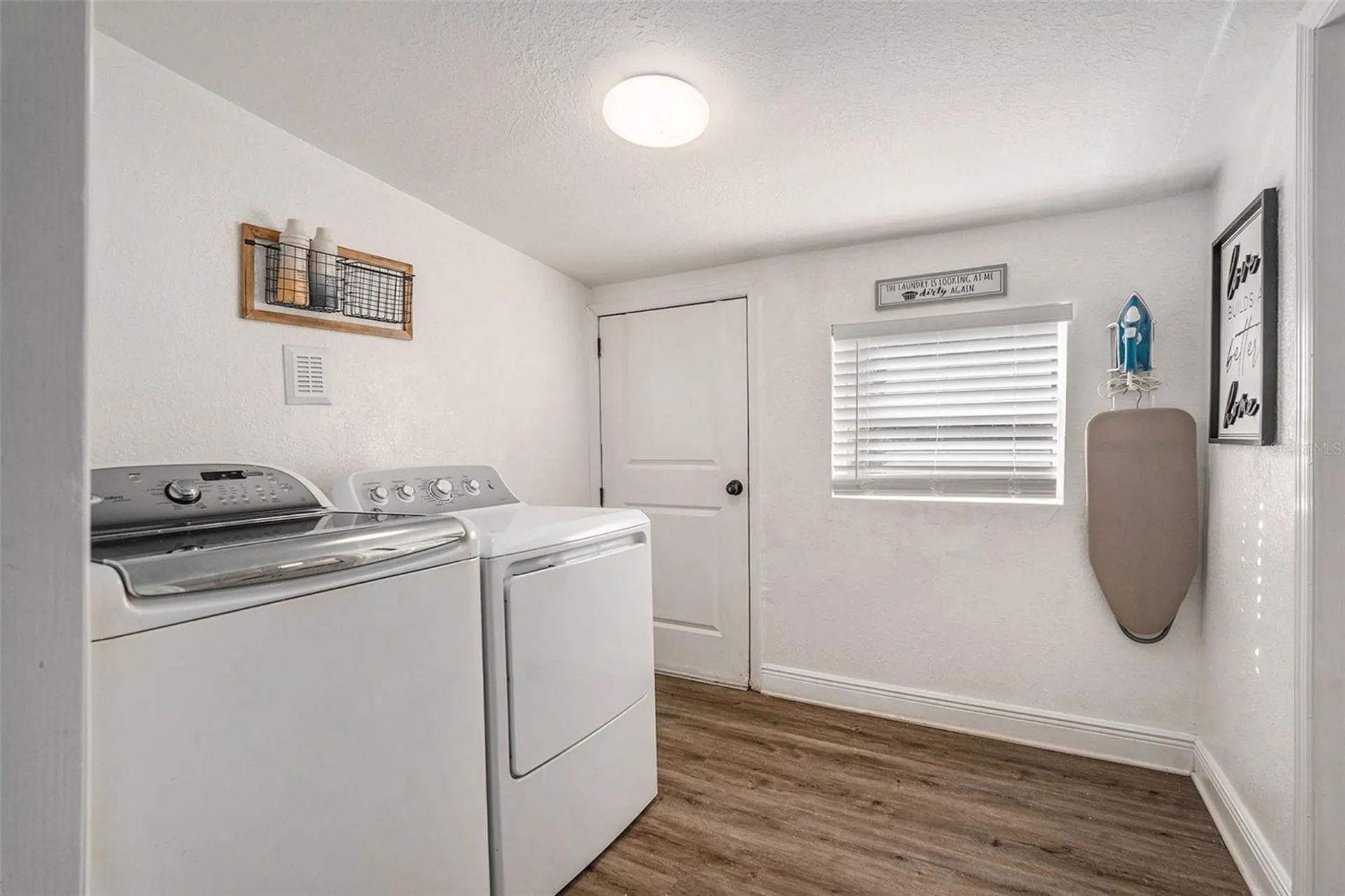 4921 6th Street Zephyrhills FL 33542