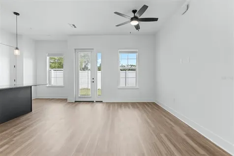 3814 Fern Hollow Place Tampa FL 33614