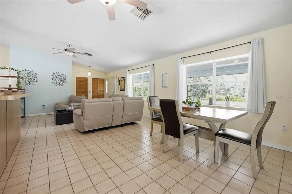 6175 S Canna Lily Avenue Homosassa FL 34446