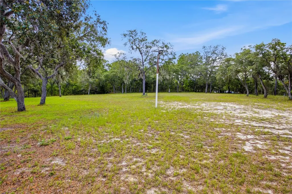 6175 S Canna Lily Avenue Homosassa FL 34446