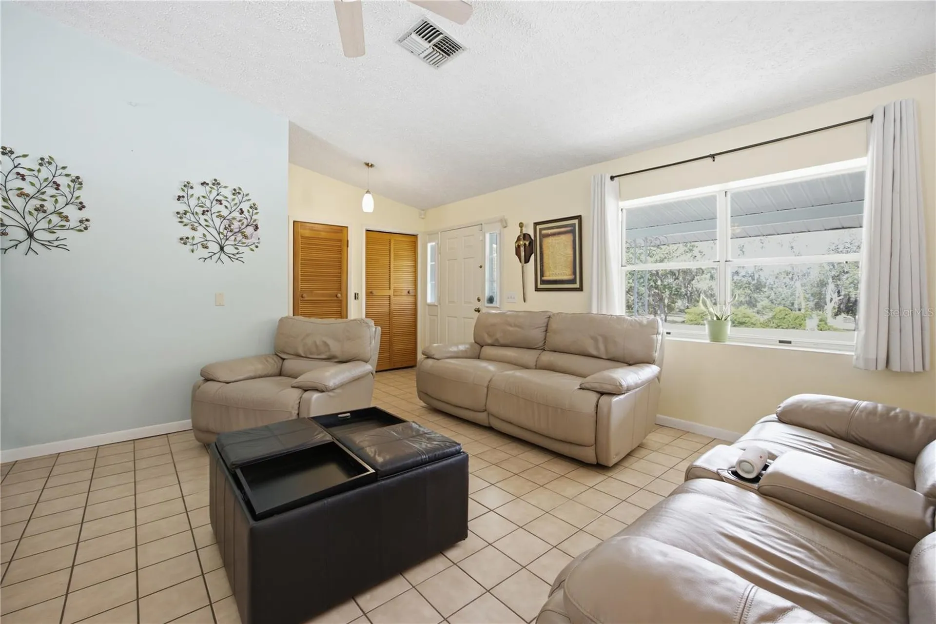 6175 S Canna Lily Avenue Homosassa FL 34446