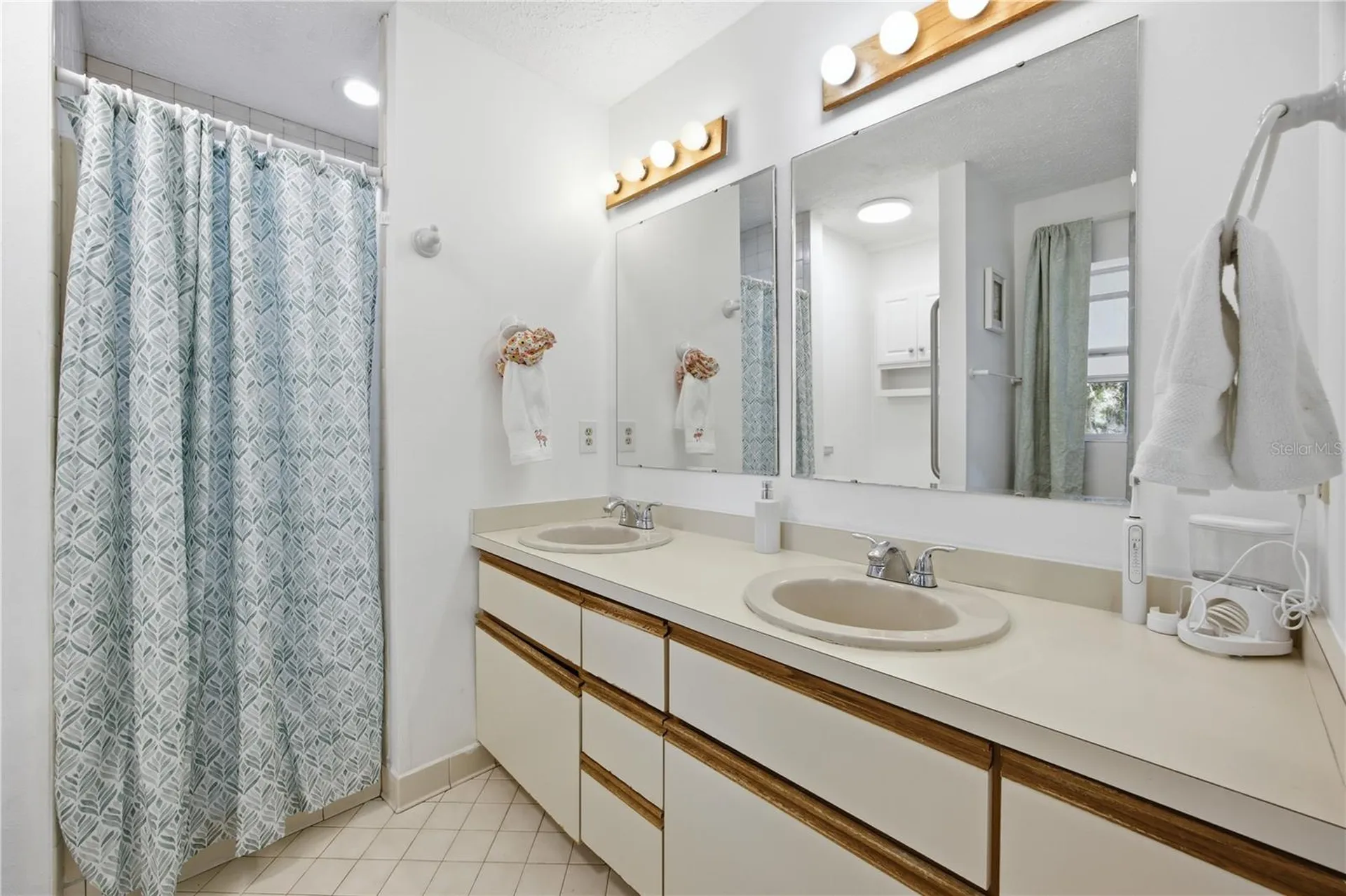 6175 S Canna Lily Avenue Homosassa FL 34446