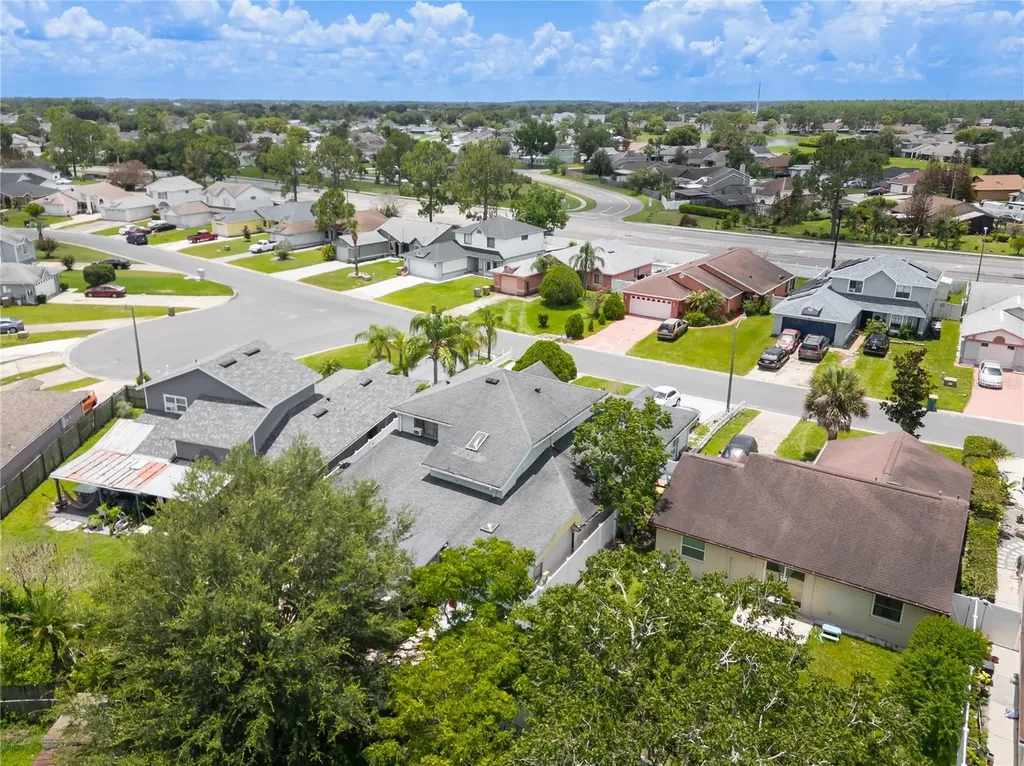 182 Pinewood Circle Kissimmee FL 34743