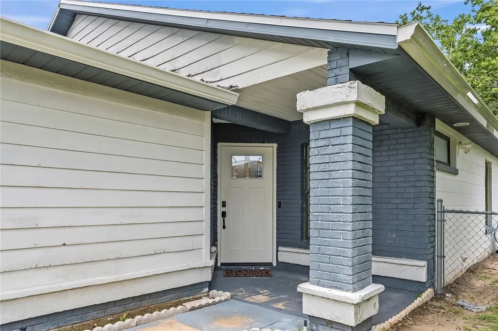 182 Pinewood Circle Kissimmee FL 34743