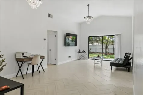 182 Pinewood Circle Kissimmee FL 34743