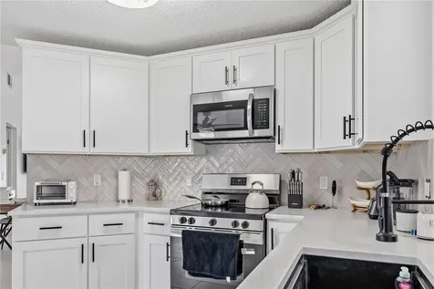 182 Pinewood Circle Kissimmee FL 34743