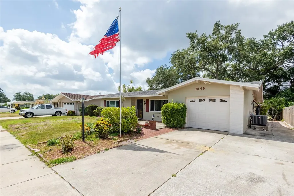 1649 Arbor Drive Clearwater FL 33756
