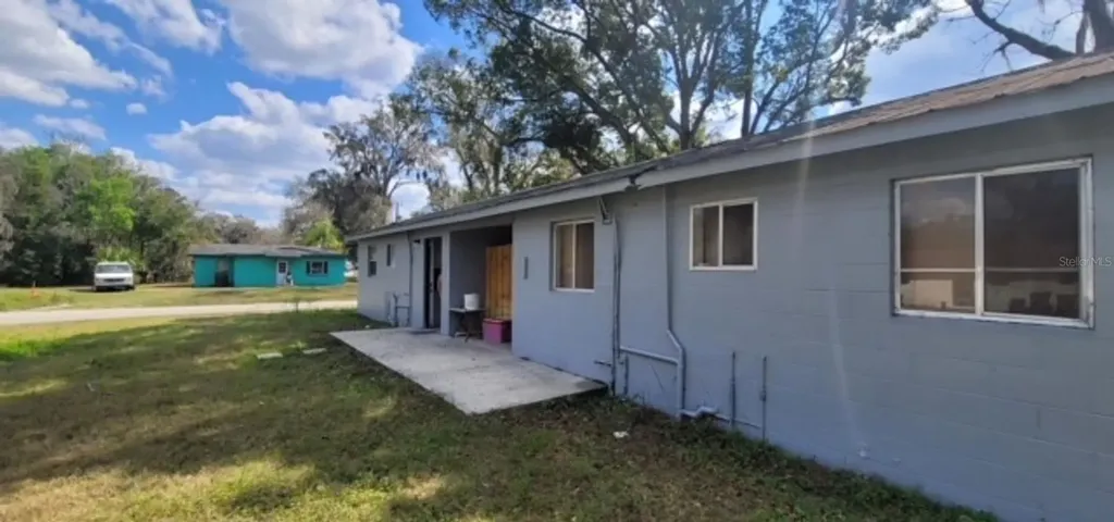 2305 SW 2nd Street Ocala FL 34471