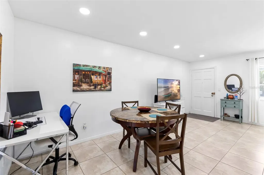 2525 W Bay Drive Largo FL 33770
