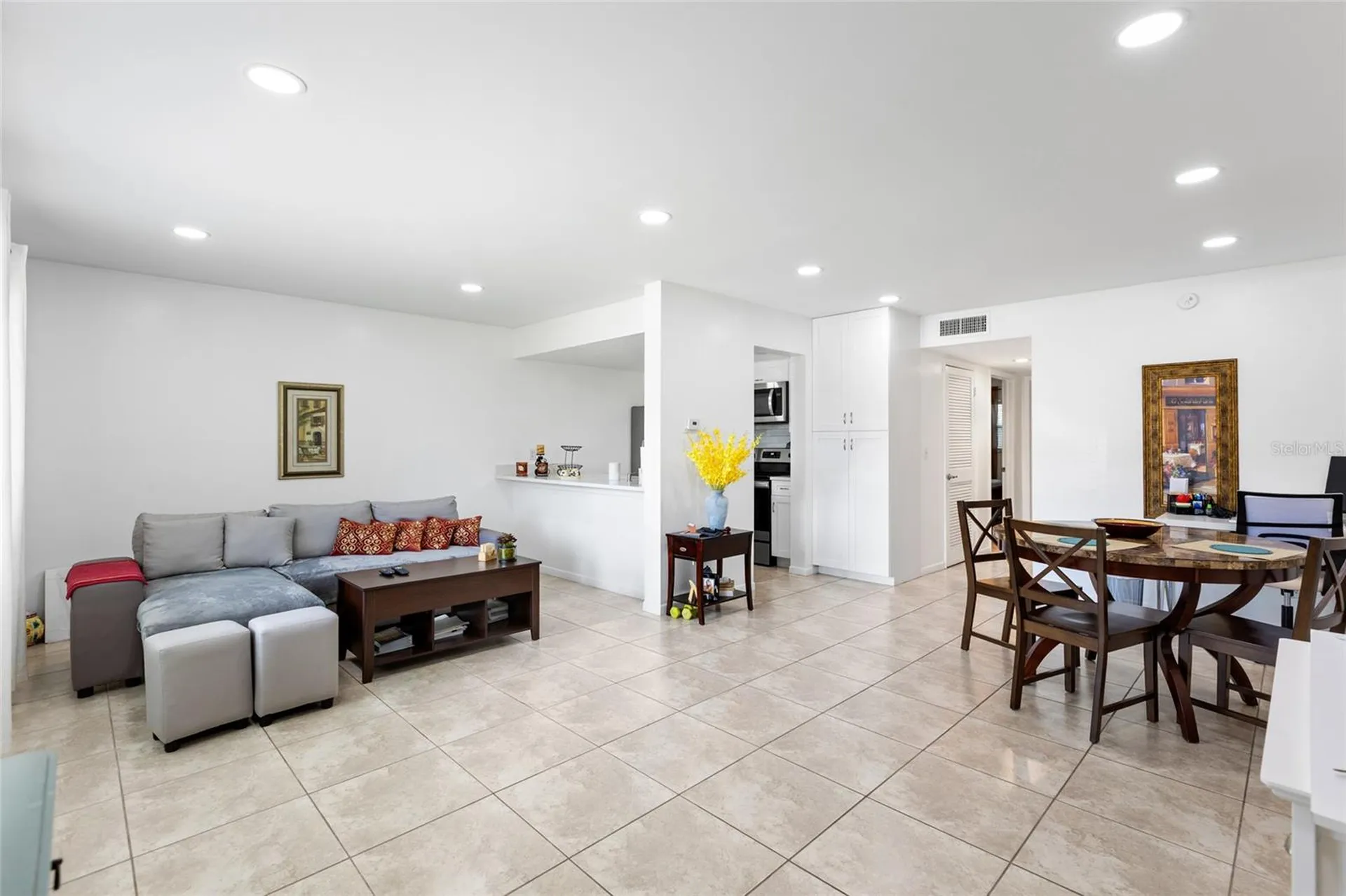 2525 W Bay Drive Largo FL 33770