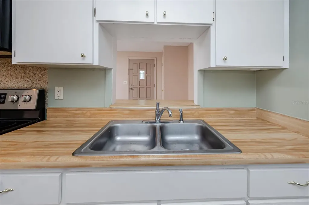 10010 62nd Street N Pinellas Park FL 33782