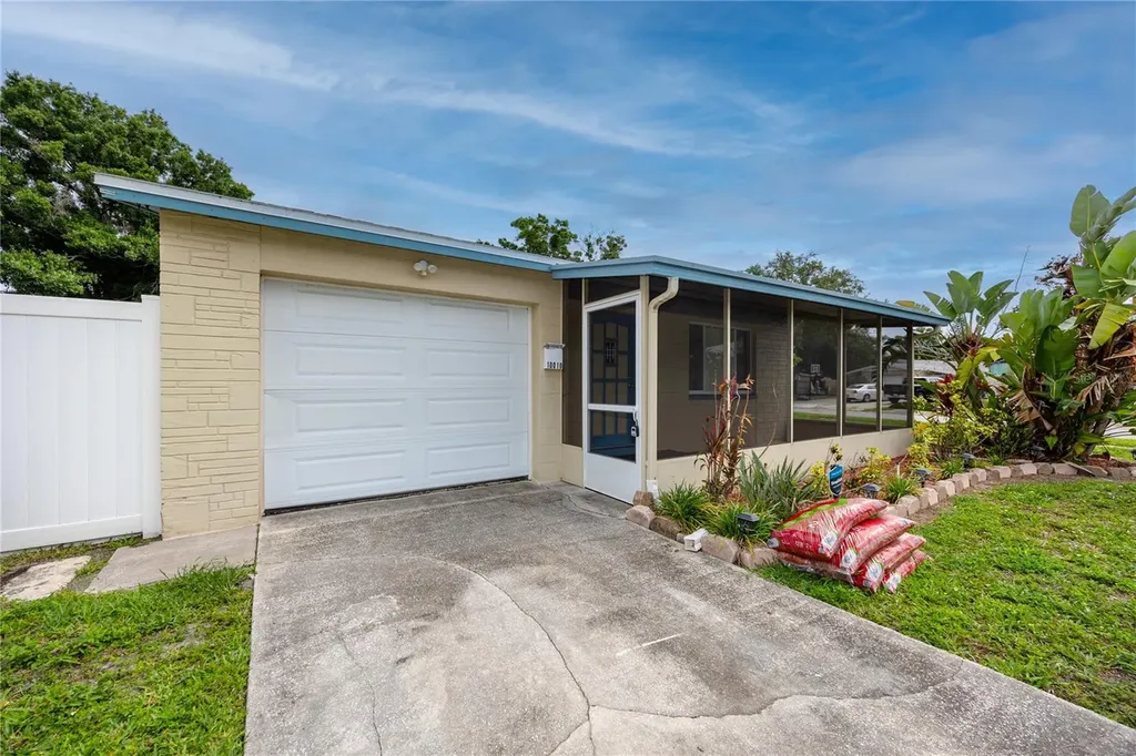 10010 62nd Street N Pinellas Park FL 33782