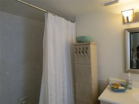 615 S Palm Avenue Sarasota FL 34236