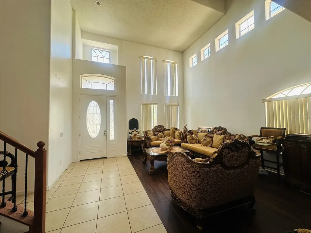 2530 Sand Arbor Circle Orlando FL 32824
