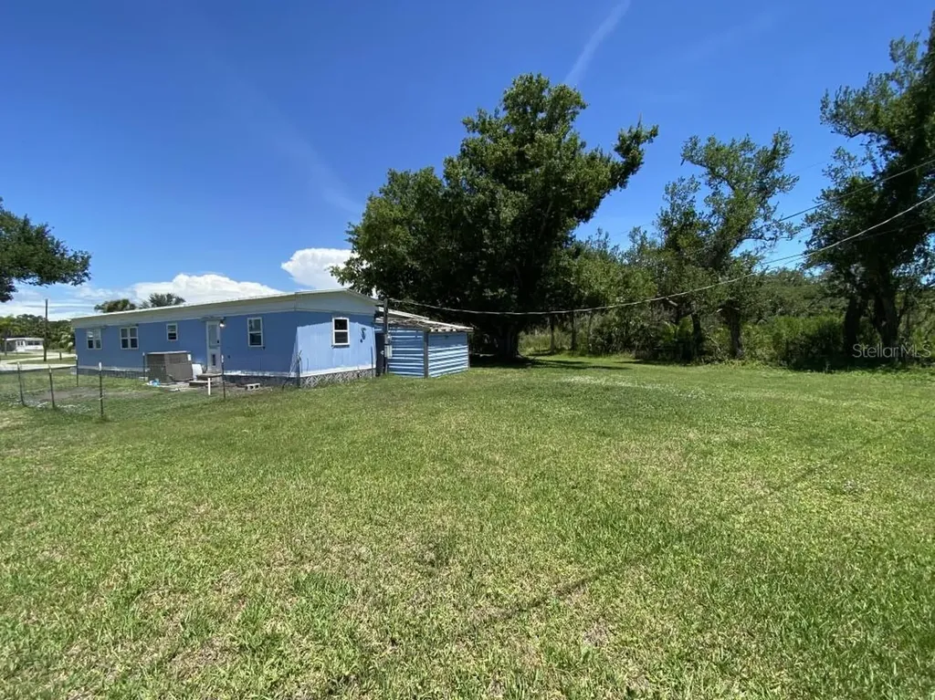 8321 Bayside Avenue Englewood FL 34224